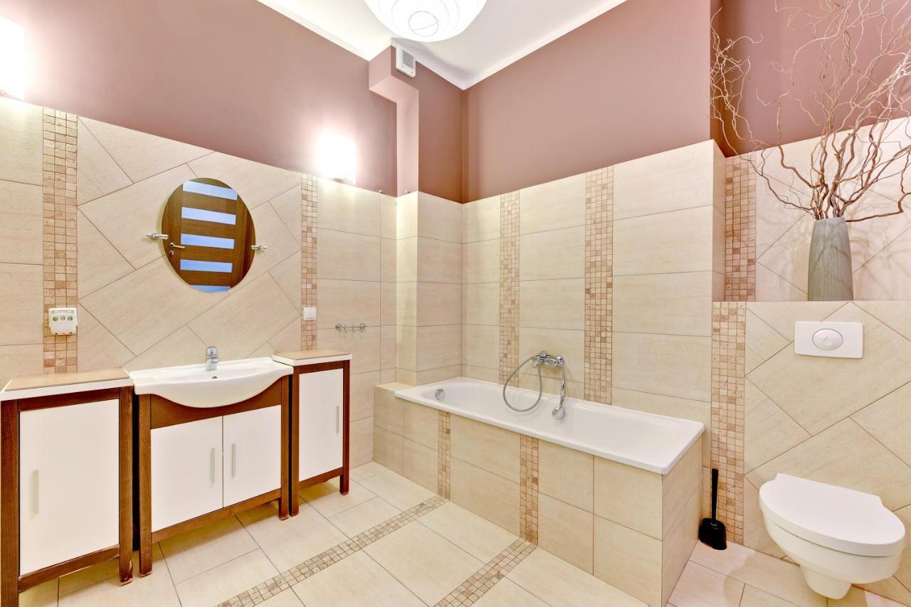 Grand Apartments - Neptun Park Sunny 2 Bedrooms Apartment Gdańsk Extérieur photo